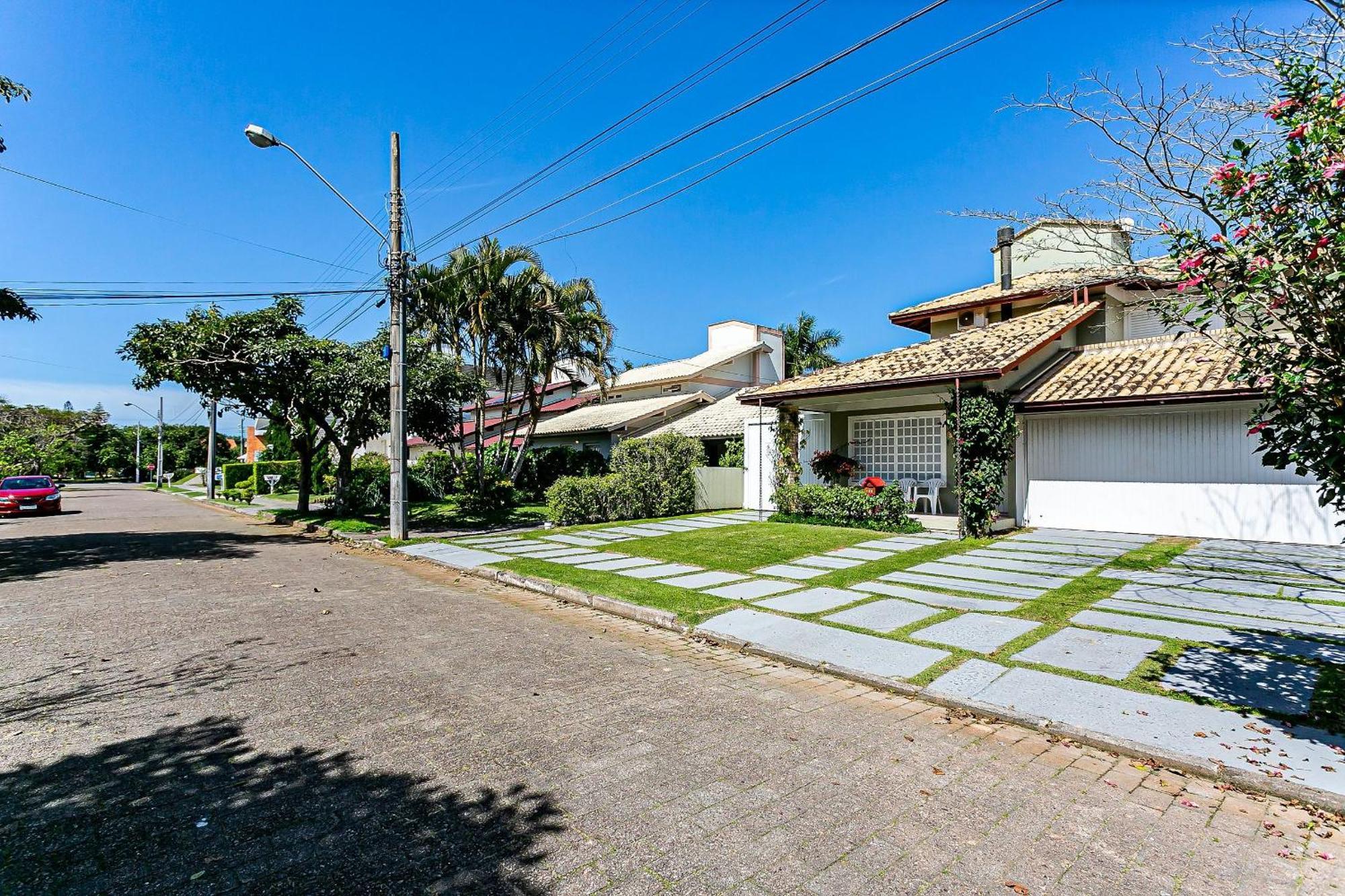 Casa de férias Casa Sofisticada Familias Em Jurere Rcu105