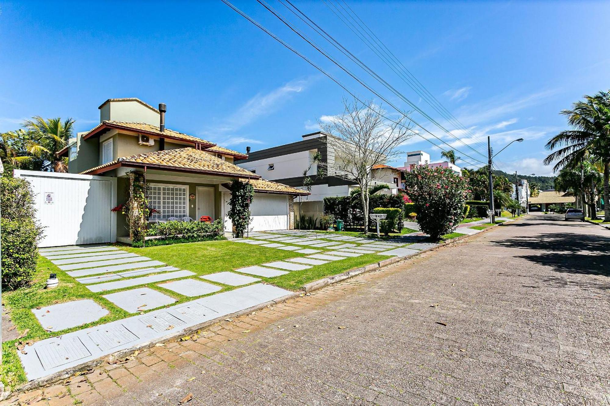 Casa Sofisticada Familias Em Jurere Rcu105 Casa de férias