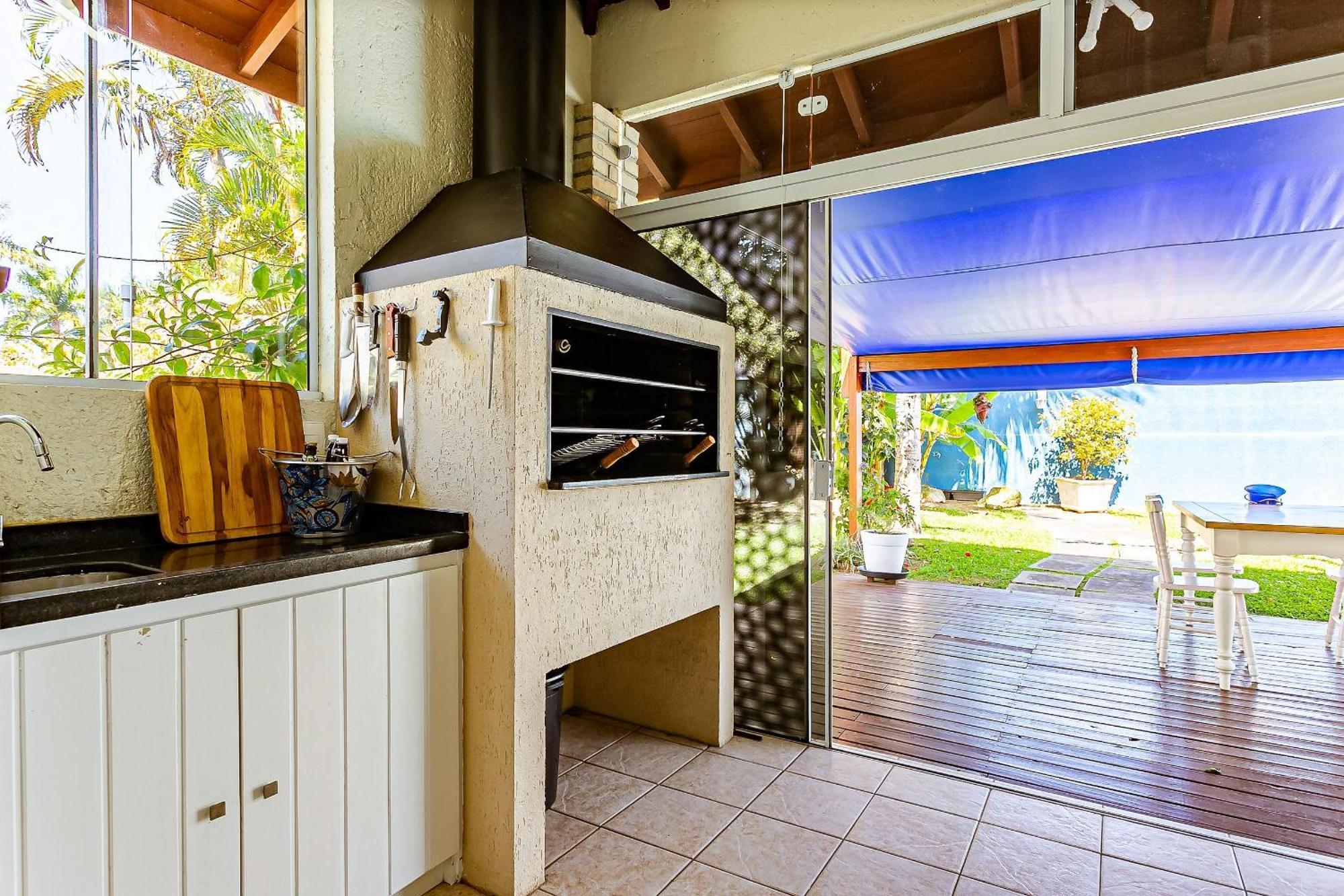 Casa de férias Casa Sofisticada Familias Em Jurere Rcu105 Florianopolis